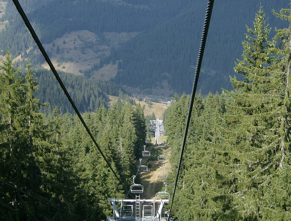 The Mechi Chal ski area above Chepelare
