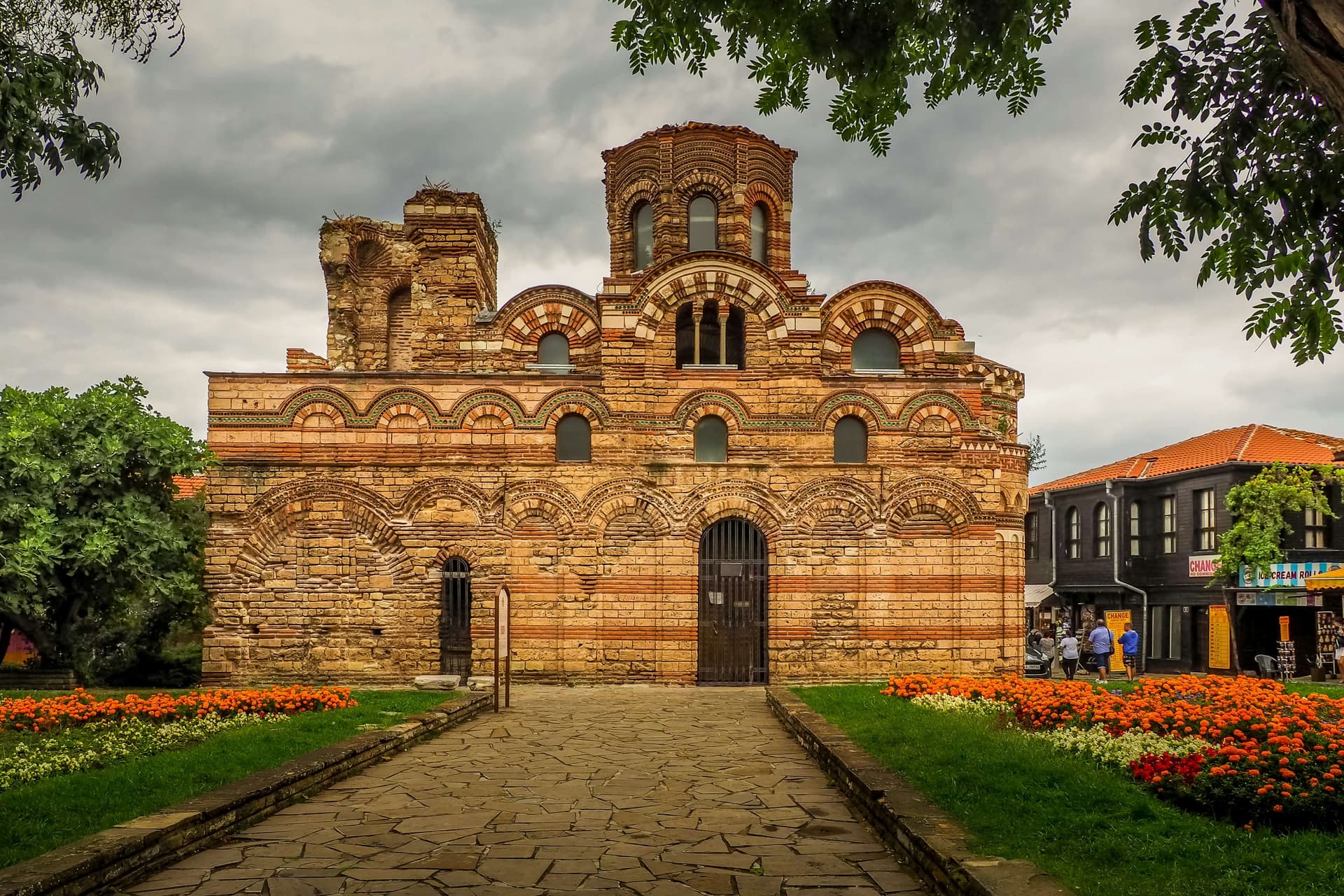Best Day Trips from Burgas: Nessebar, Sozopol & Ropotamo