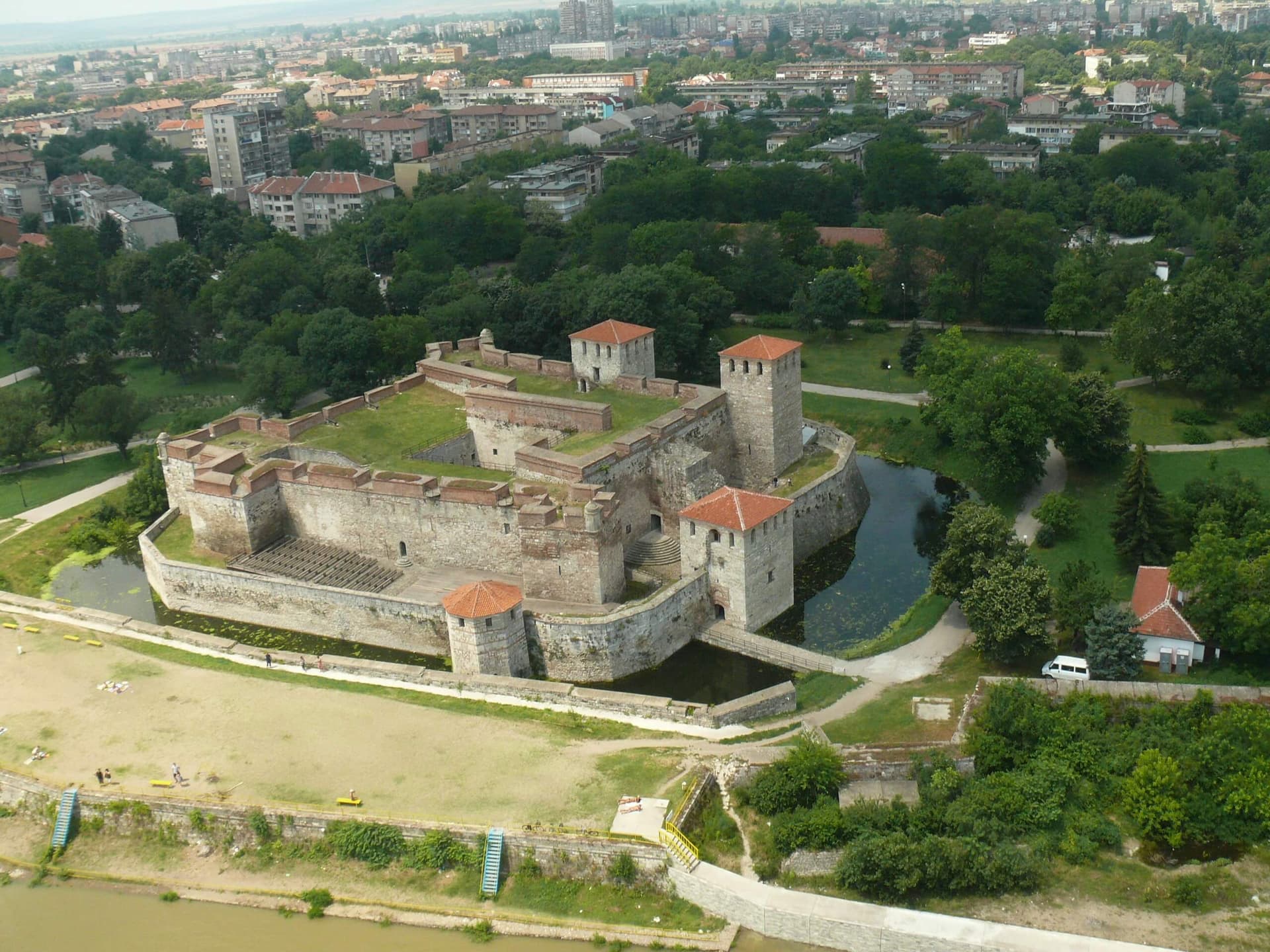 Vidin Travel Guide: Baba Vida Castle & Top Things to Do