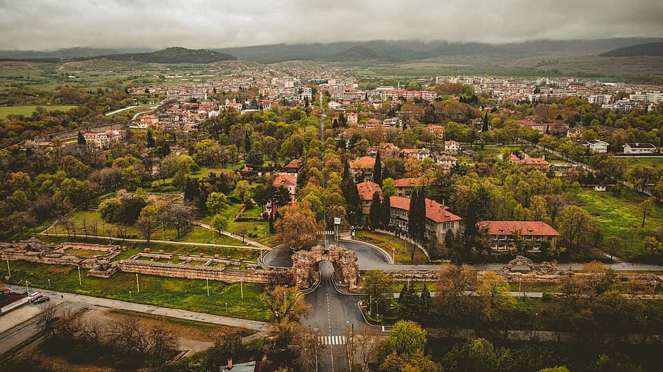 Hisarya from above in autumn, the road running through the Kamilite gate in the Roman walls